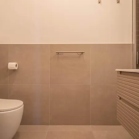 Dei Re Di Apartment *